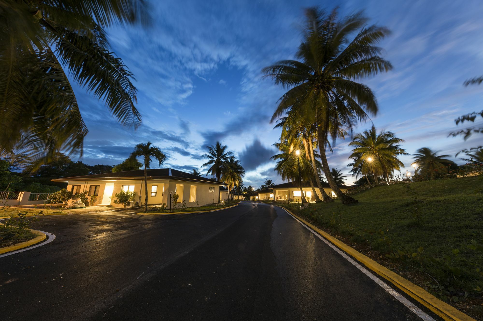 Pacific Palm Resort Сайпан Экстерьер фото